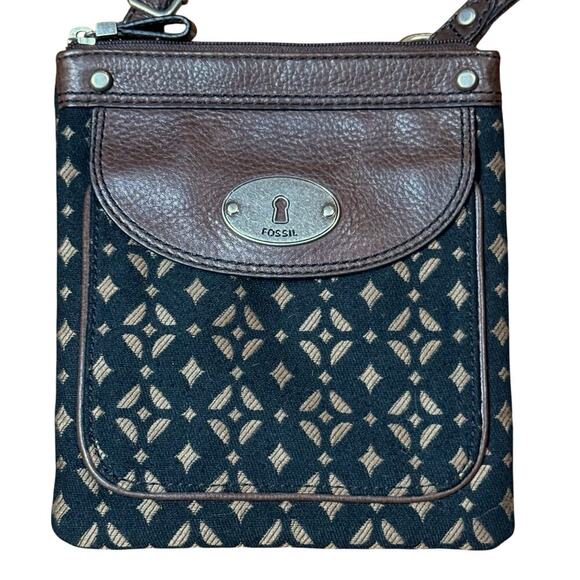 Fossil Maddox Adjustable Crossbody Tote Bag Top Zip Closure  Fossil Maddox Purse Womens Crossbody Brown Leather Black Gold Textile Zip Bag